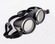 Rubber Piss Goggles MB631308 Rubber Piss Goggles
