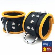 Leather handcuffs - Black/Yellow 29360M4M Leather handcuffs - Black/Yellow